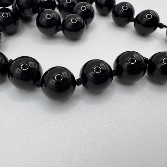 Vintage Hand-knotted Black Onyx Necklace | Polished Gemstone Beads| Classic - Picture 4 of 9